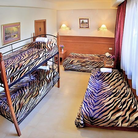 Hostel Jupiter 차그카조르 외부 사진